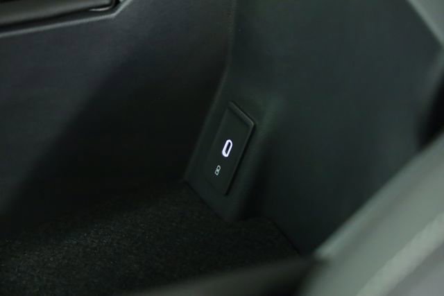 New 2026 Volkswagen Atlas SE image 26