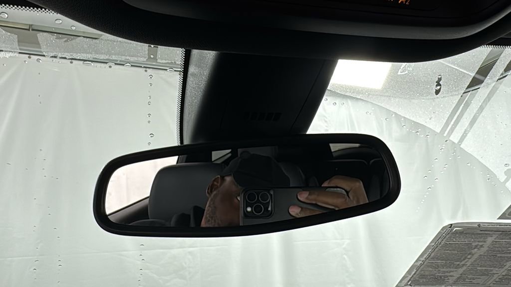 Used 2023 Buick Enclave Essence w/ Experience Buick Package image 36