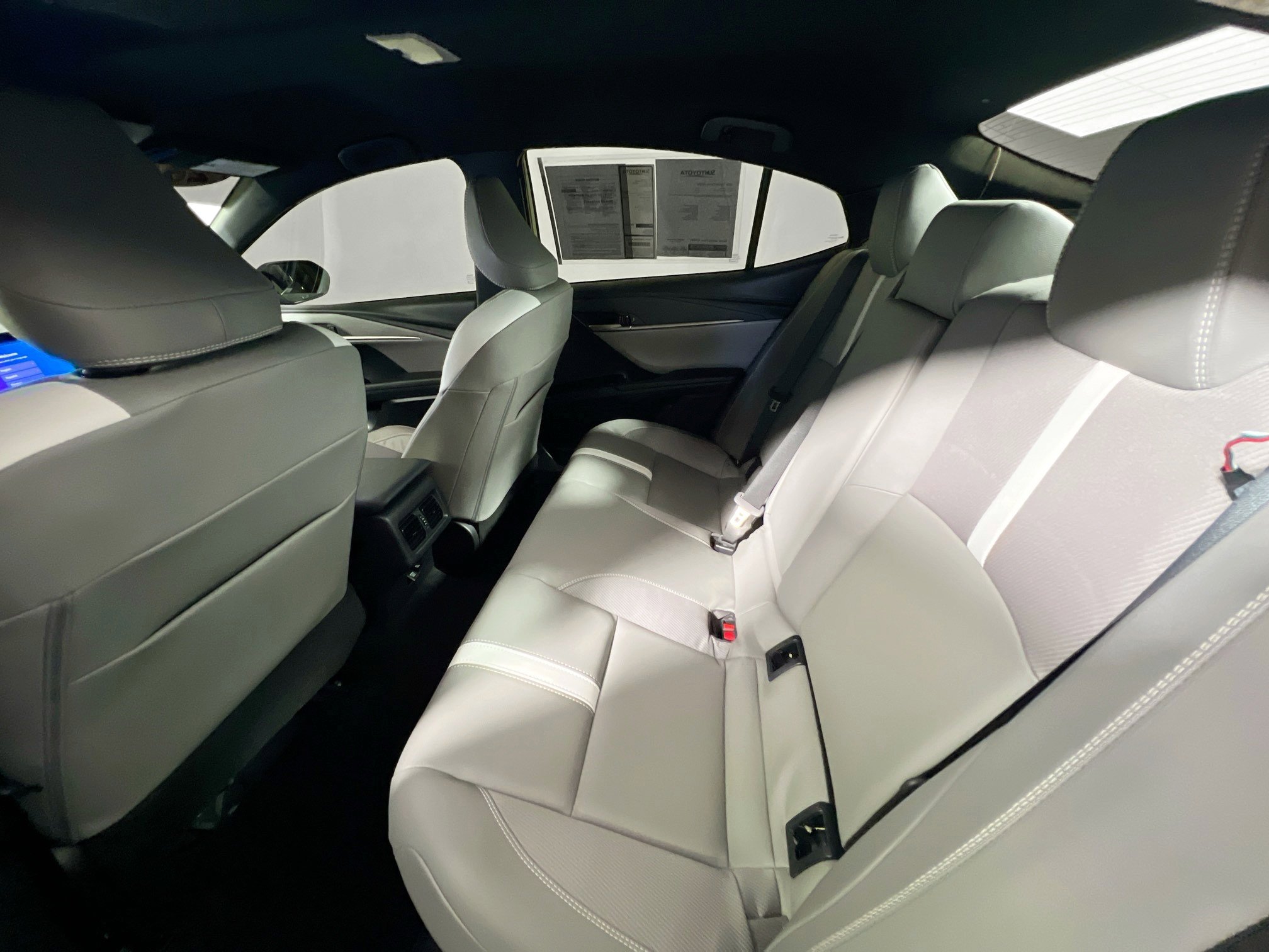 Used 2026 Toyota Camry SE FWD image 29