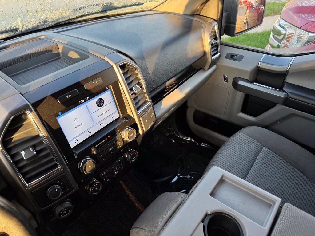 Used 2016 Ford F150 XLT w/ Equipment Group 302A Luxury AWD/4WD image 22