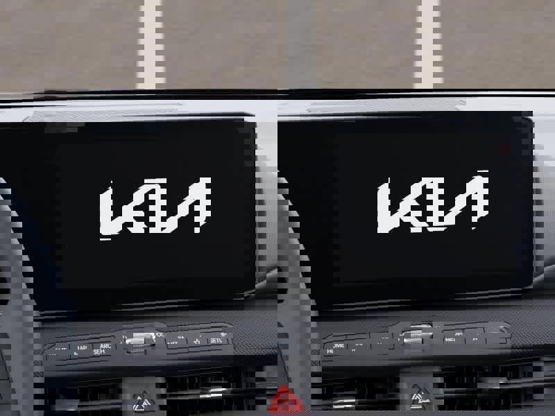 New 2025 Kia K4 LXS image 20