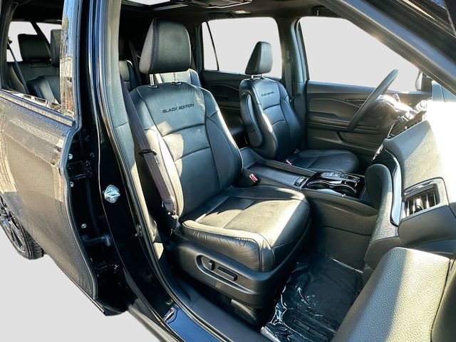 Used 2022 Honda Pilot Black Edition image 31