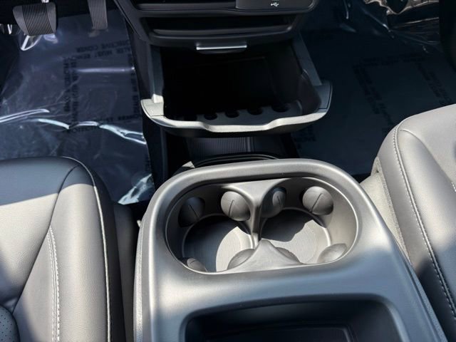 New 2026 Chrysler Pacifica Select image 24