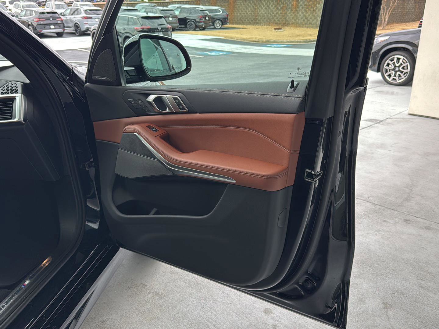 New 2026 BMW X5 xDrive40i w/ Executive Package image 12