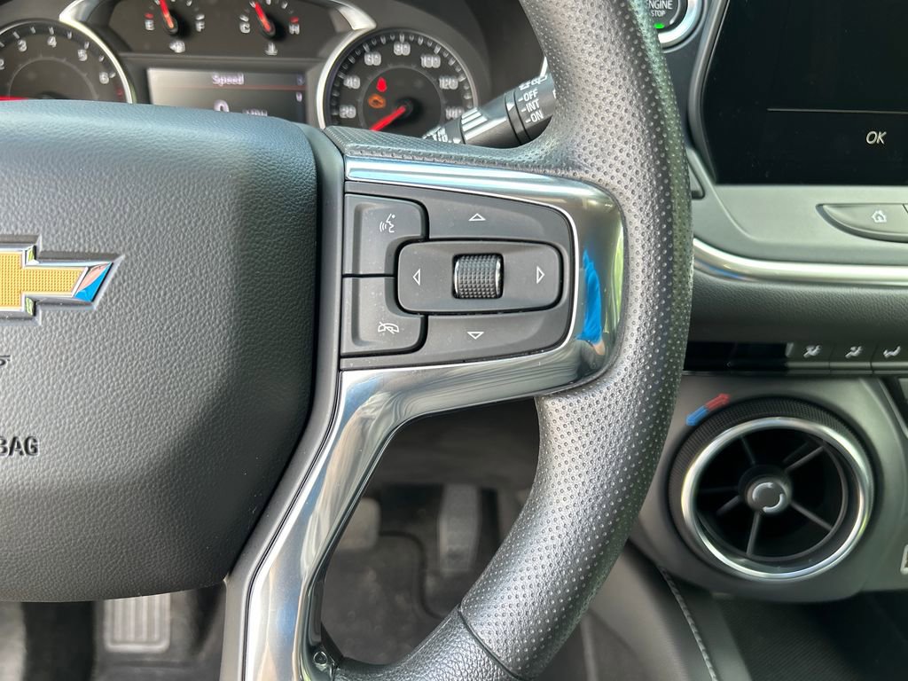 Used 2023 Chevrolet Blazer LT w/ Driver Confidence Package FWD image 22