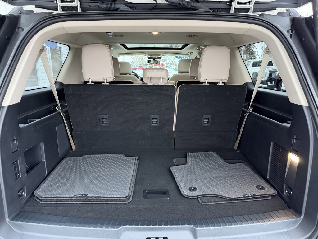 Used 2023 Ford Expedition Max Limited image 9