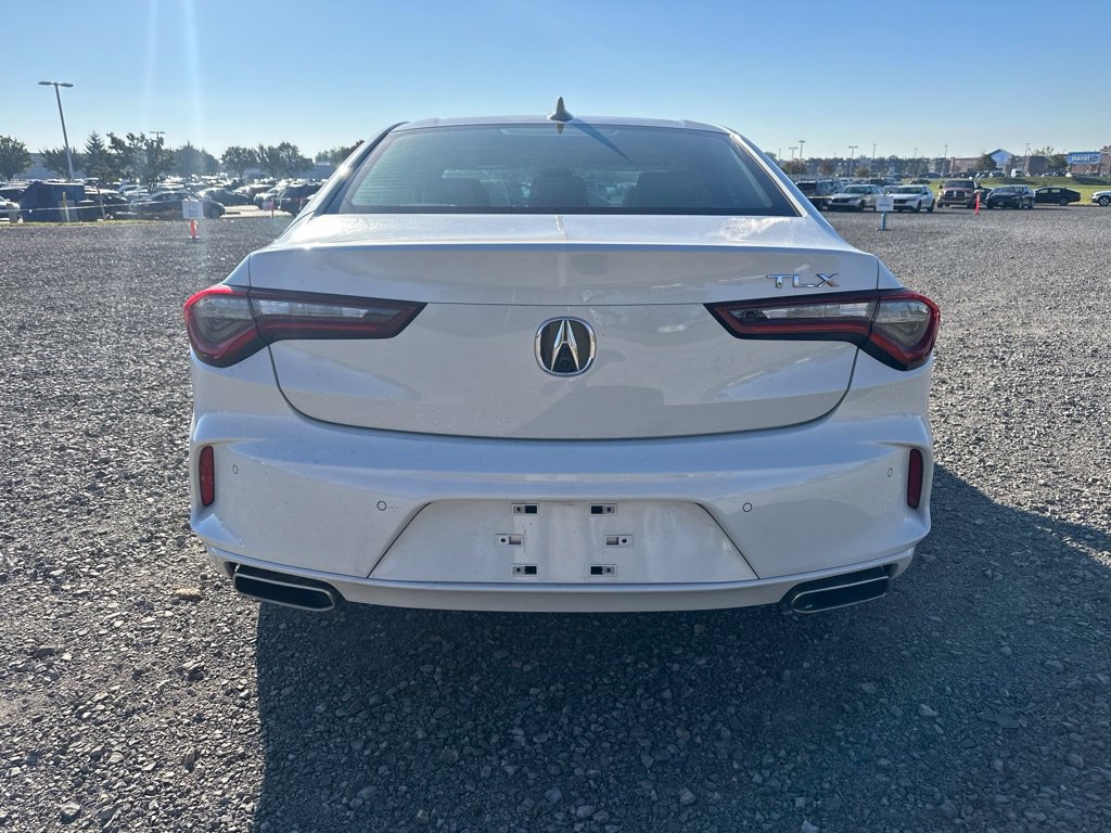 Used 2025 Acura TLX w/ Technology Package FWD image 10