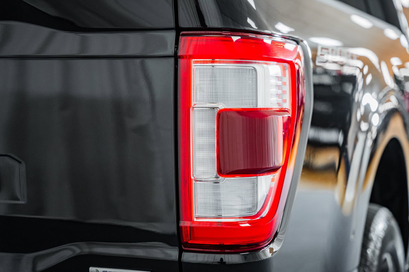 Certified 2023 Ford F150 Lariat w/ Equipment Group 502A High image 9