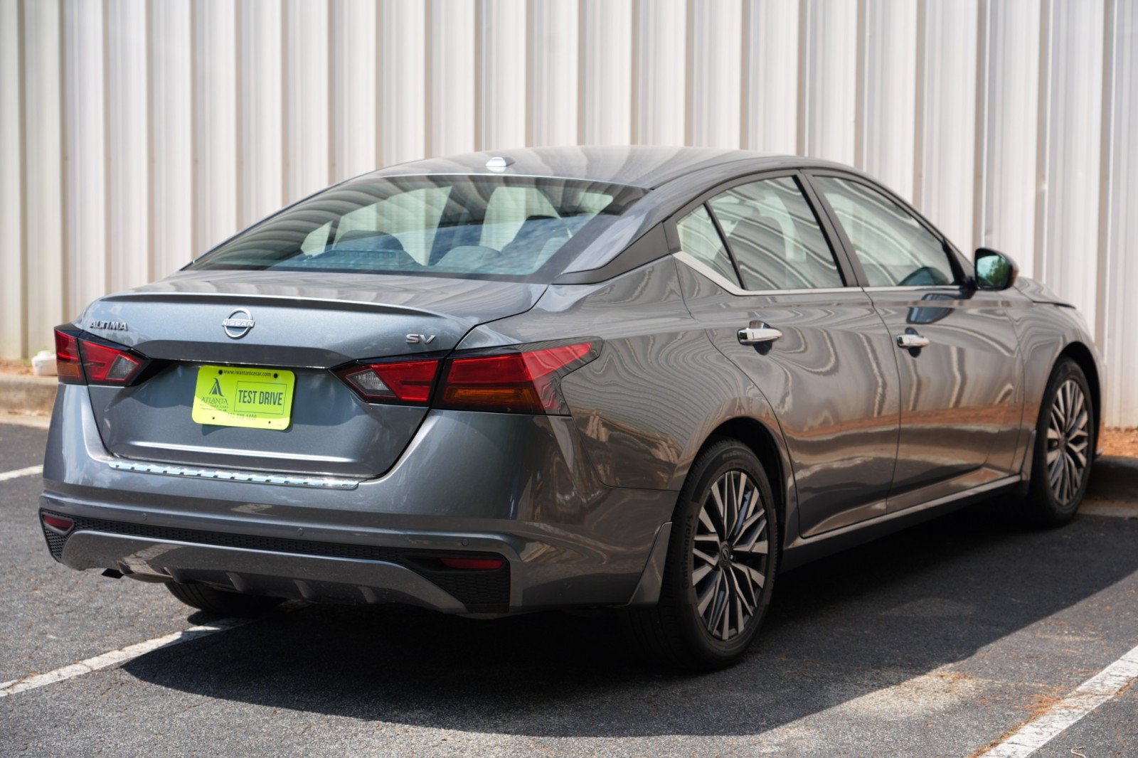 Used 2023 Nissan Altima 2.5 SV FWD image 46