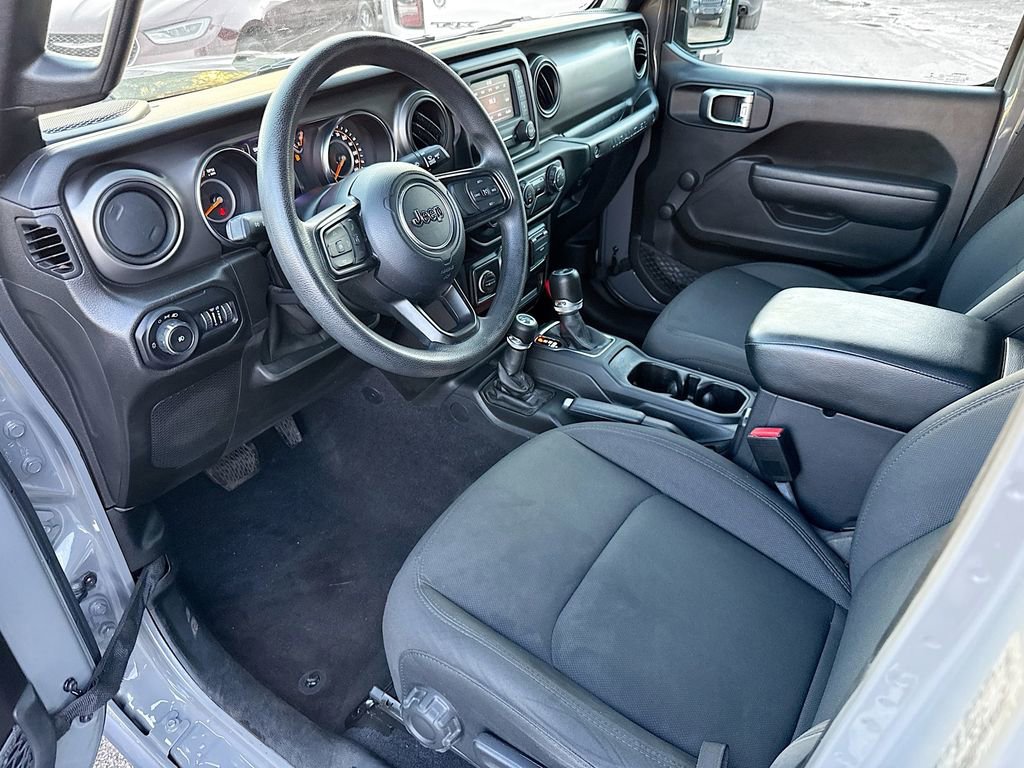 Used 2021 Jeep Wrangler Unlimited Sport image 24