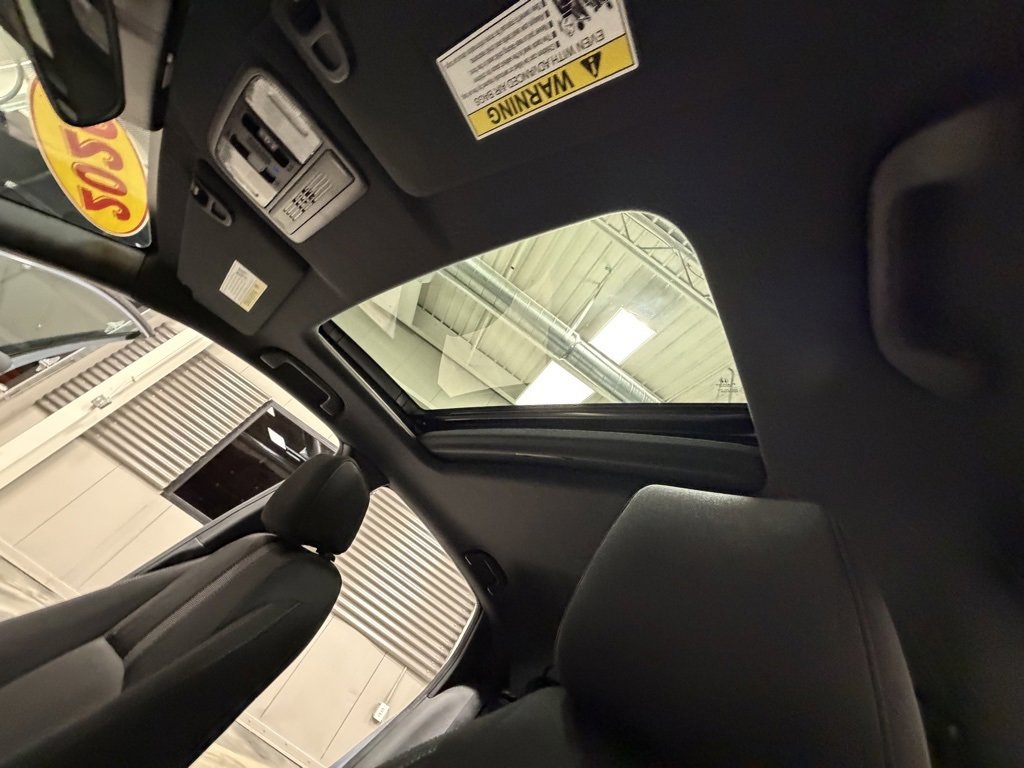 Used 2020 Honda Civic EX image 8