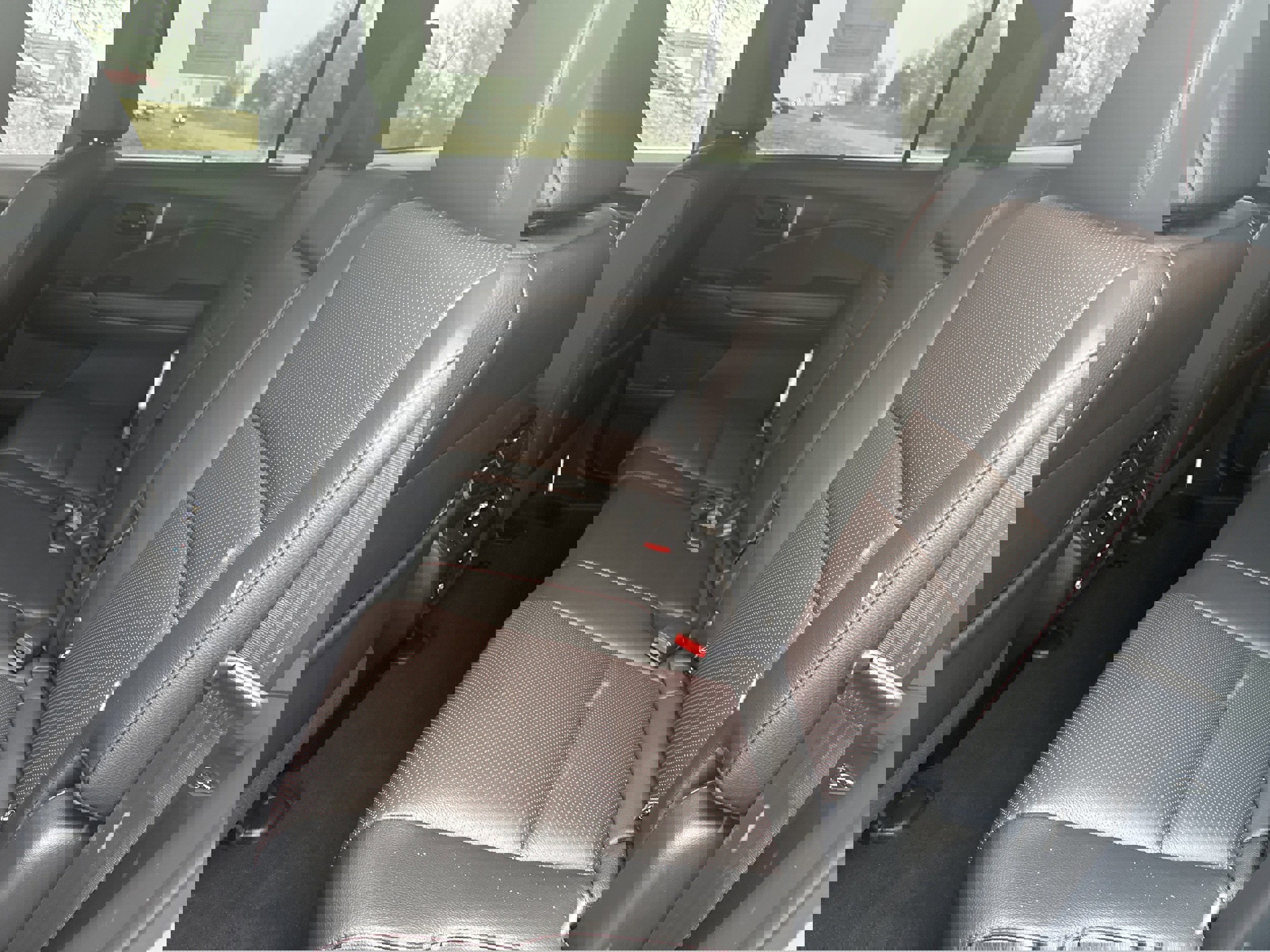 Used 2025 Honda Passport Black Edition image 8