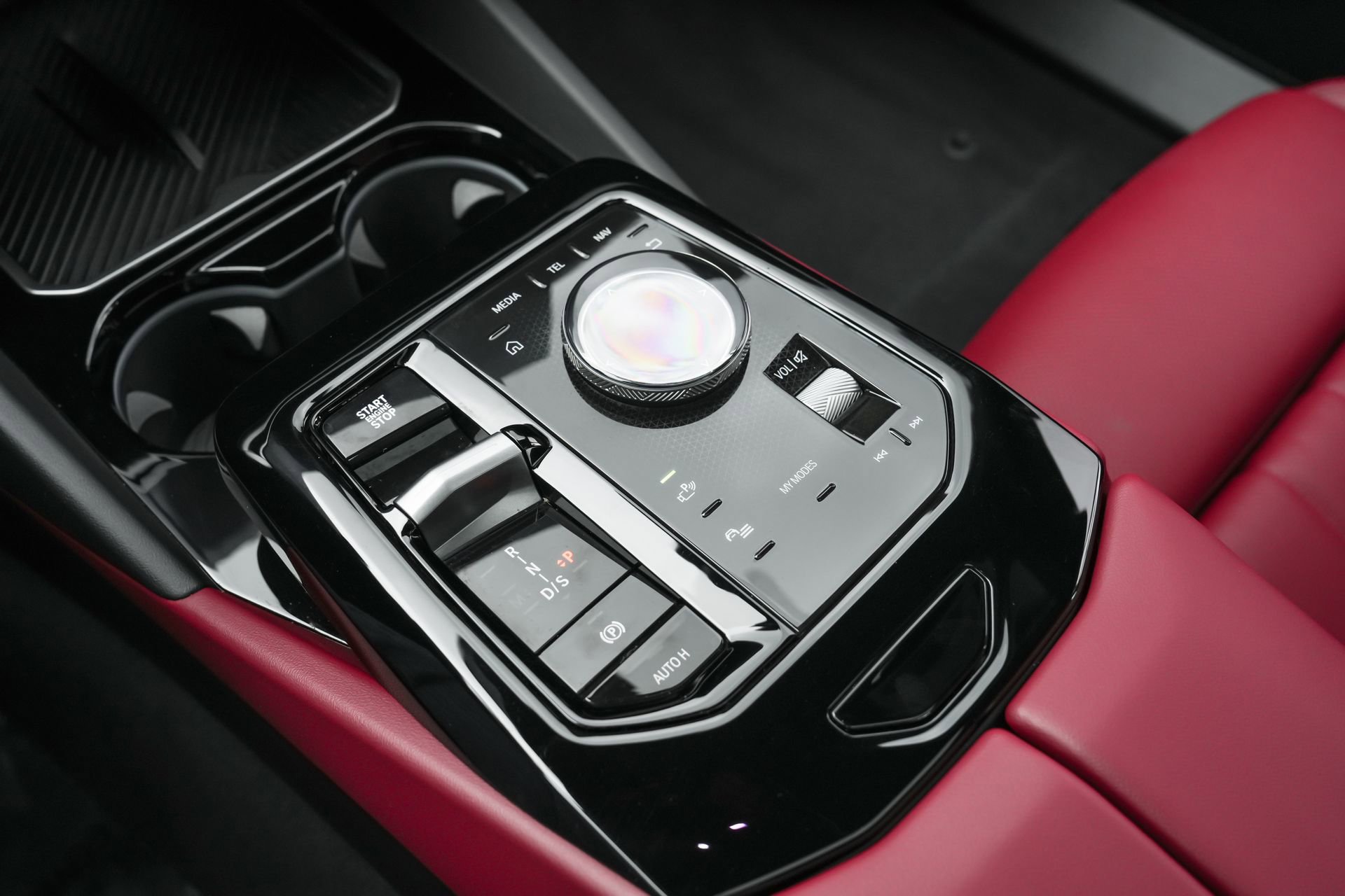 Used 2024 BMW 530i w/ M Sport Package image 18