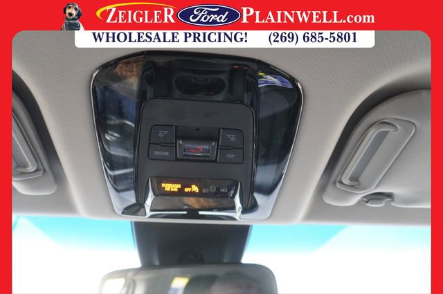 Used 2022 Toyota Venza LE image 30