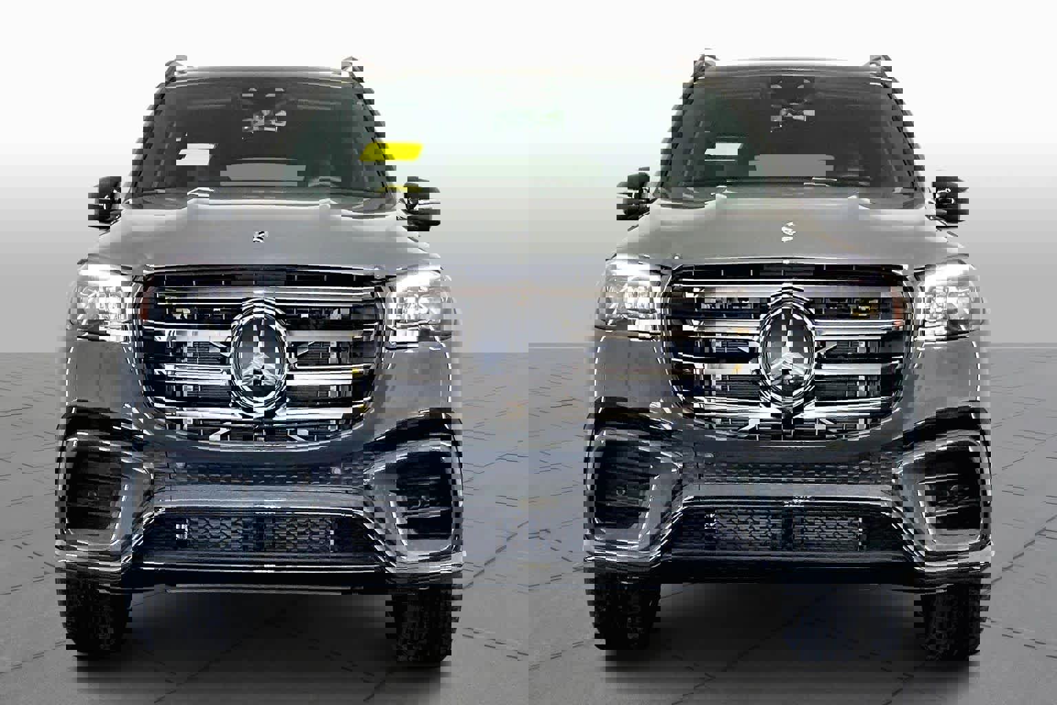 New 2026 Mercedes-Benz GLS 450 4MATIC image 2