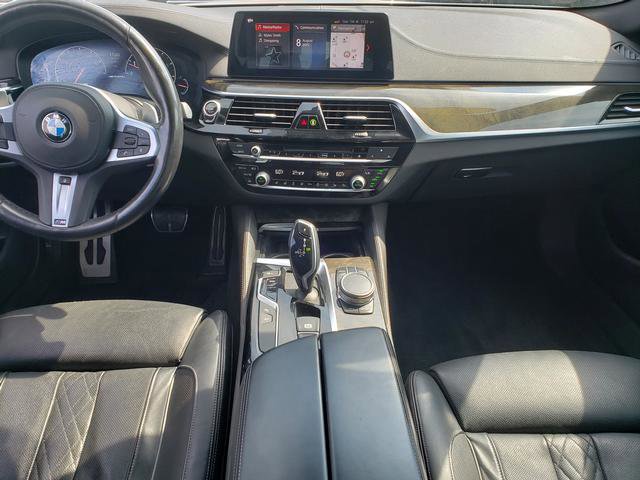 Used 2019 BMW M550i xDrive image 17