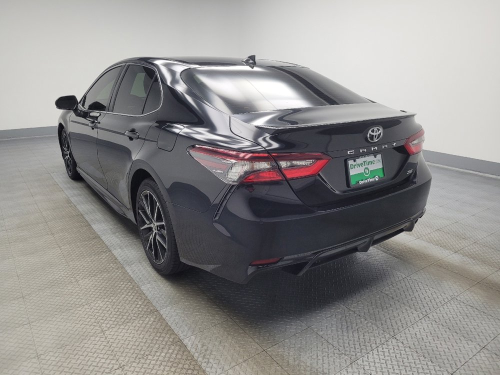 Used 2022 Toyota Camry SE image 5