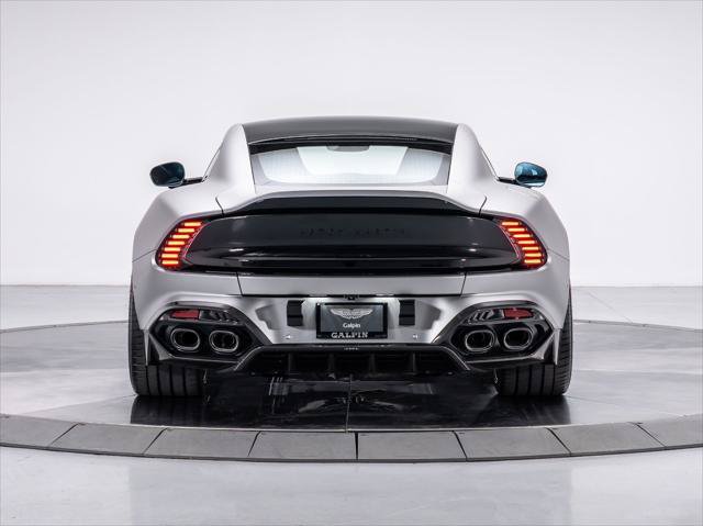 Used 2025 Aston Martin Vanquish RWD image 8