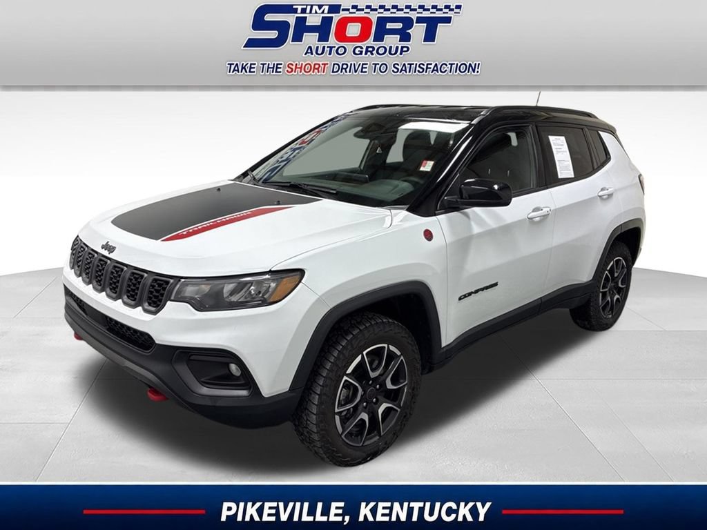 Used 2025 Jeep Compass Trailhawk AWD/4WD 360° Tour