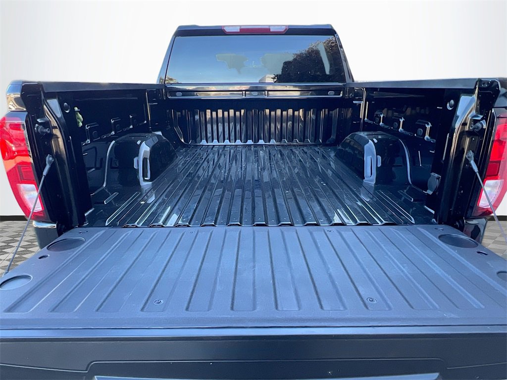 Used 2025 GMC Sierra 1500 Elevation image 26
