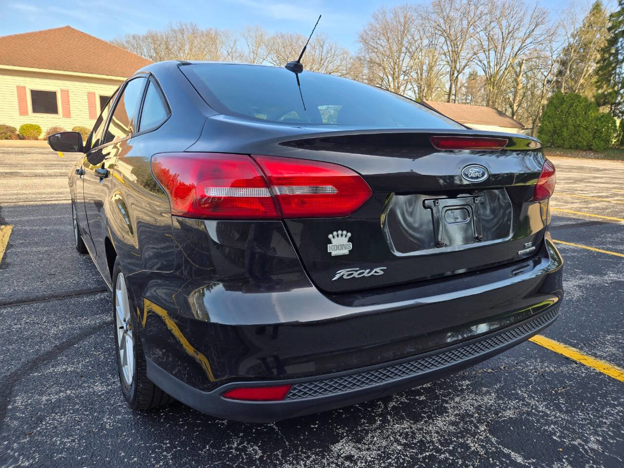 Used 2015 Ford Focus SE image 7