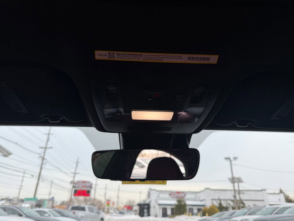 Used 2025 Lexus IS 350 F Sport w/ Navigation Package image 21