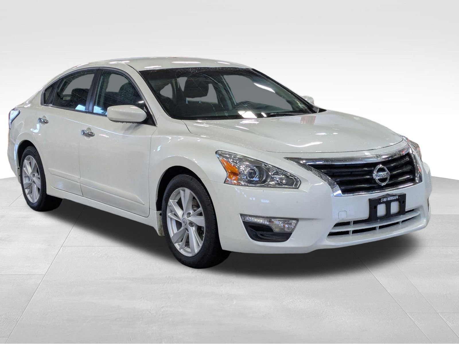 Used 2014 Nissan Altima 2.5 SV image 4