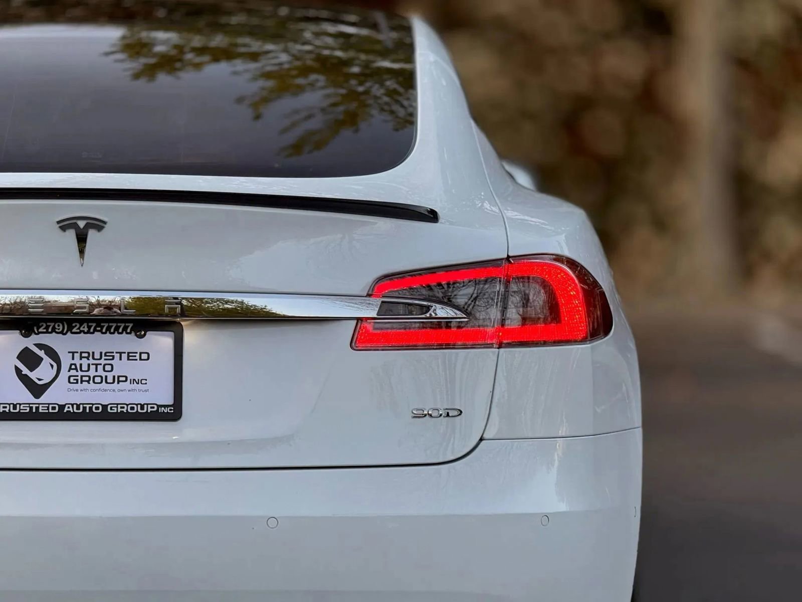 Used 2016 Tesla Model S 90D image 9