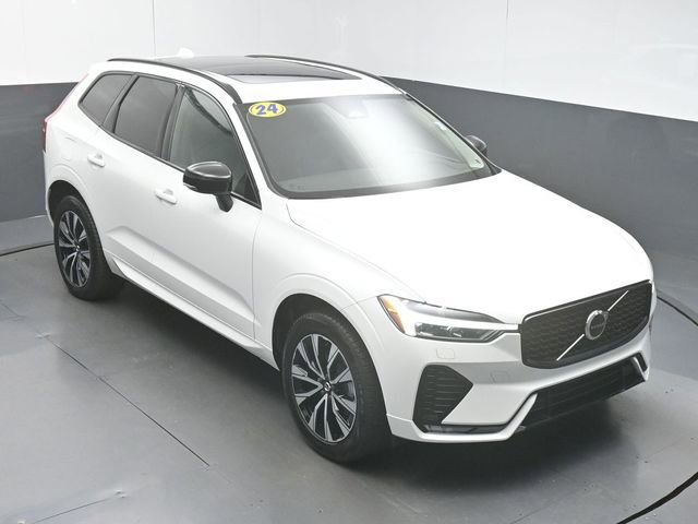 Used 2024 Volvo XC60 B5 Core image 43