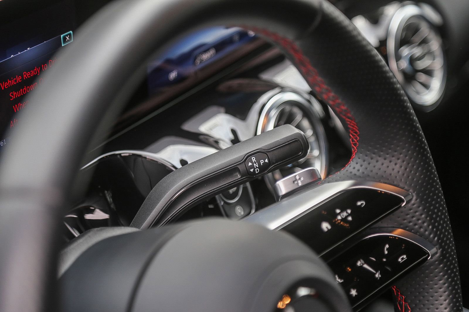 Certified 2025 Mercedes-Benz GLA 250 4MATIC image 18