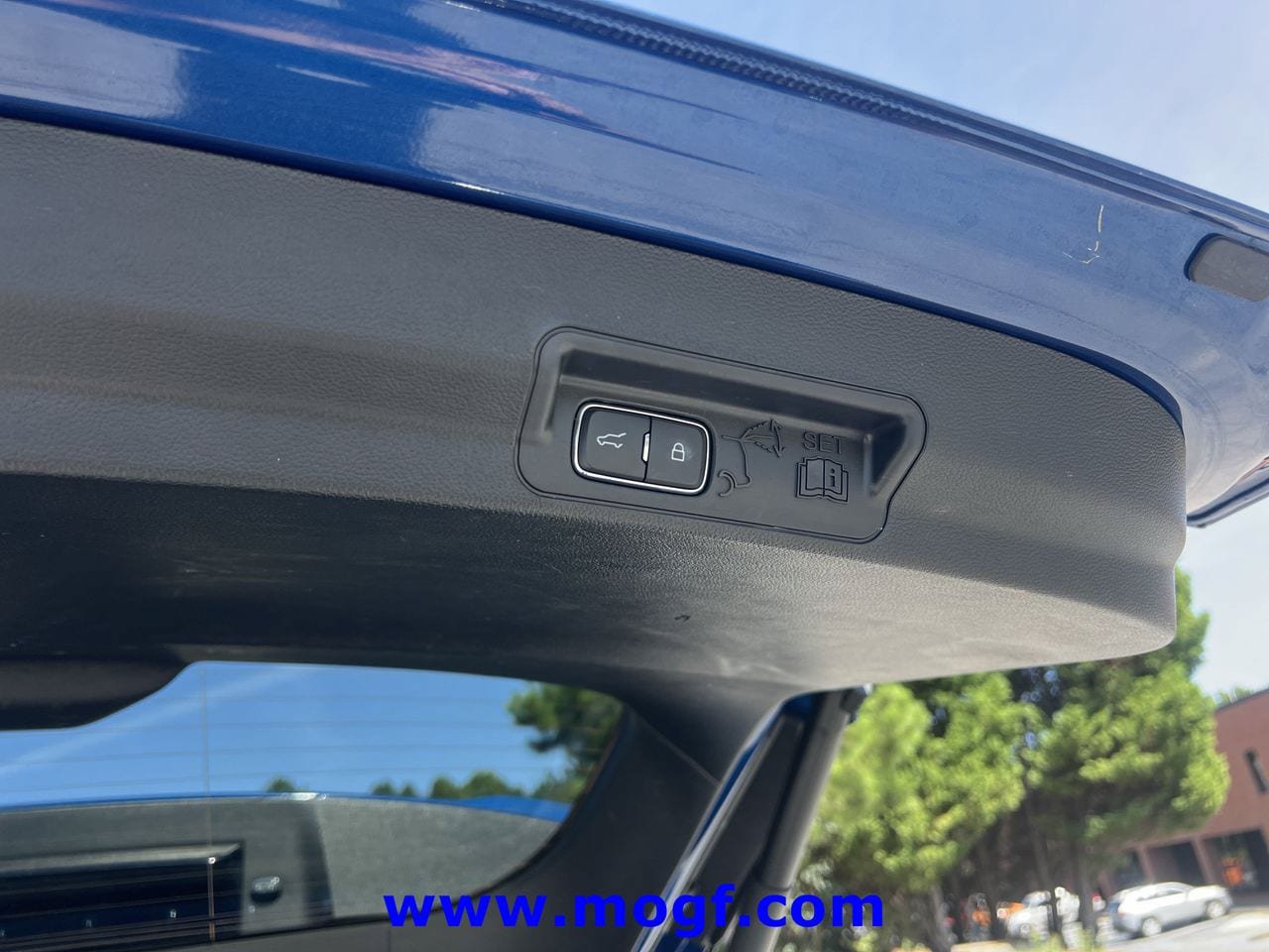 Certified 2023 Ford Explorer XLT w/ Equipment Group 202A RWD image 22