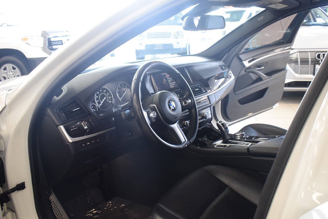 Used 2016 BMW 535i Sedan RWD image 13