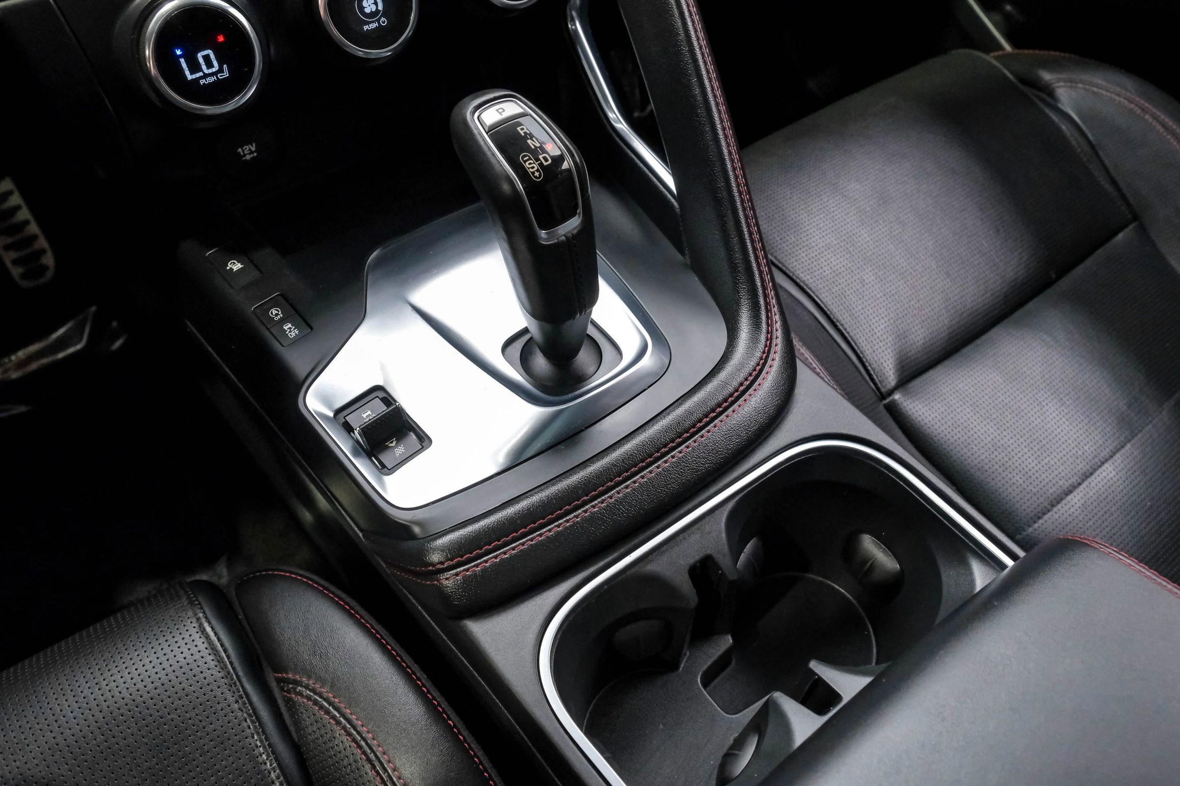 Used 2018 Jaguar E-PACE First Edition image 35