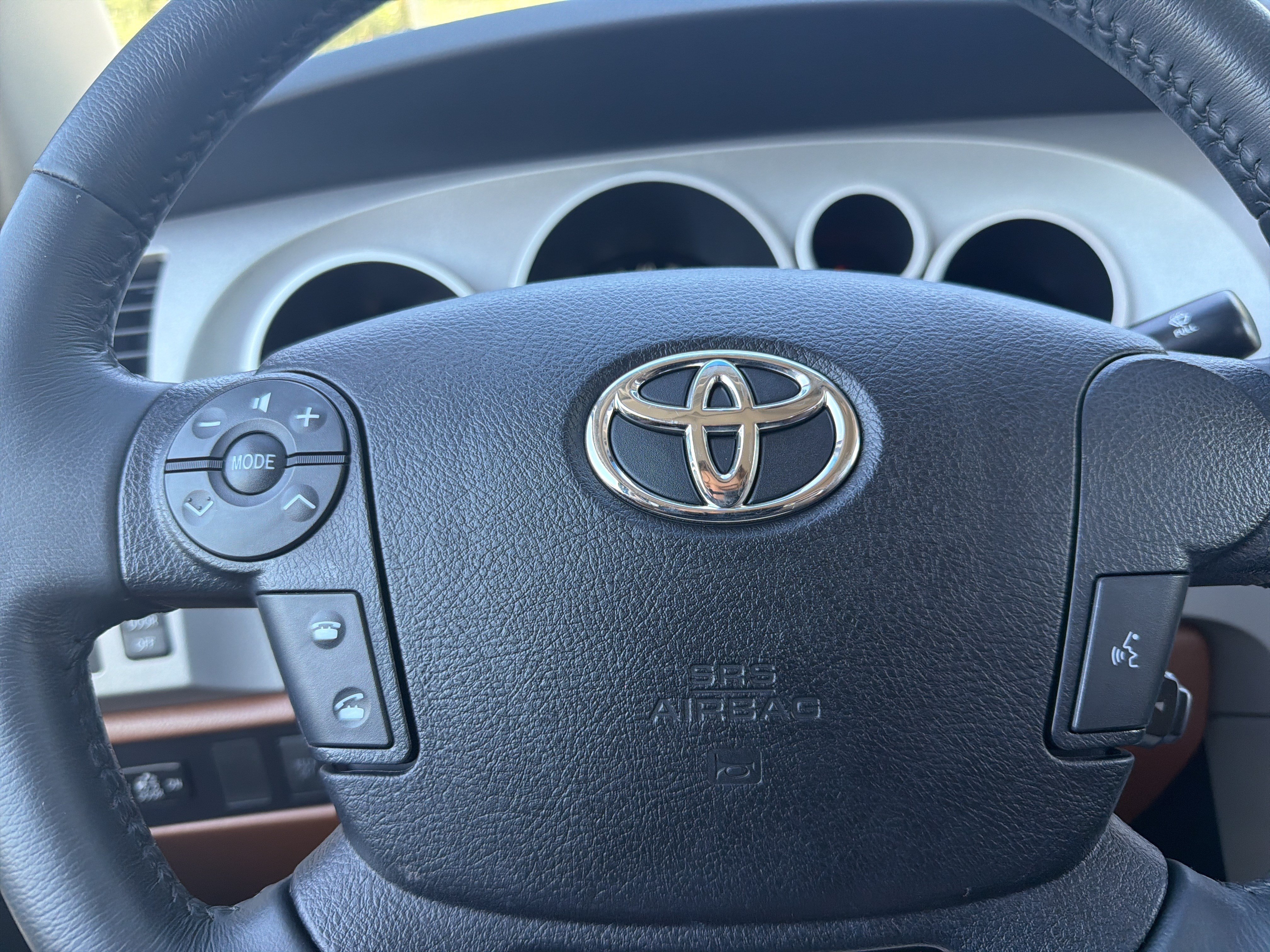 Used 2007 Toyota Tundra Limited RWD image 25