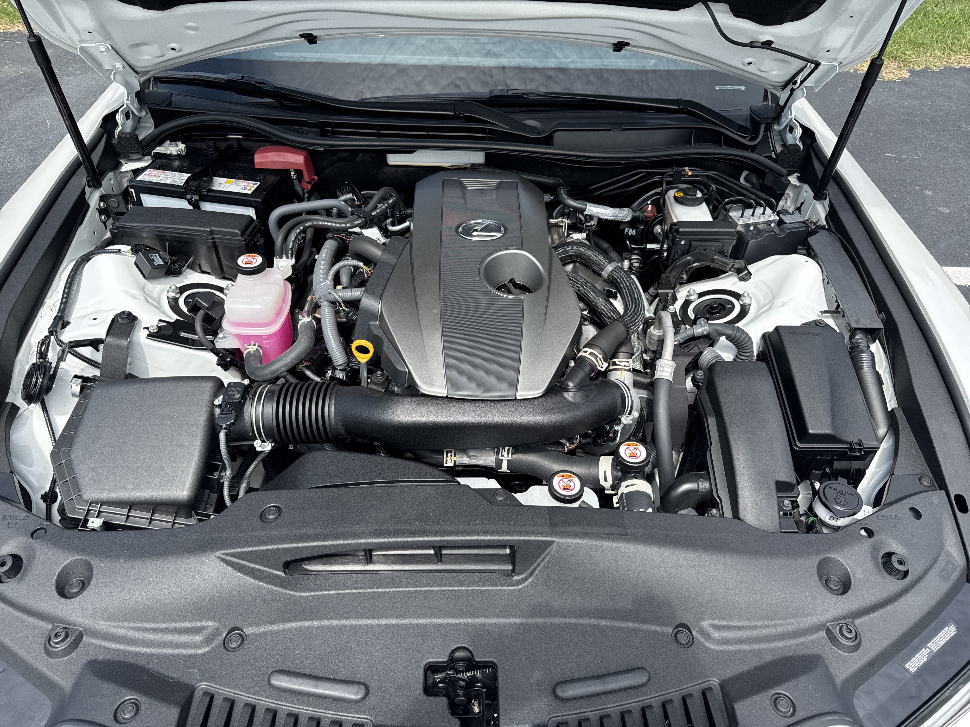 Used 2025 Lexus IS 300 w/ Comfort Package RWD image 42