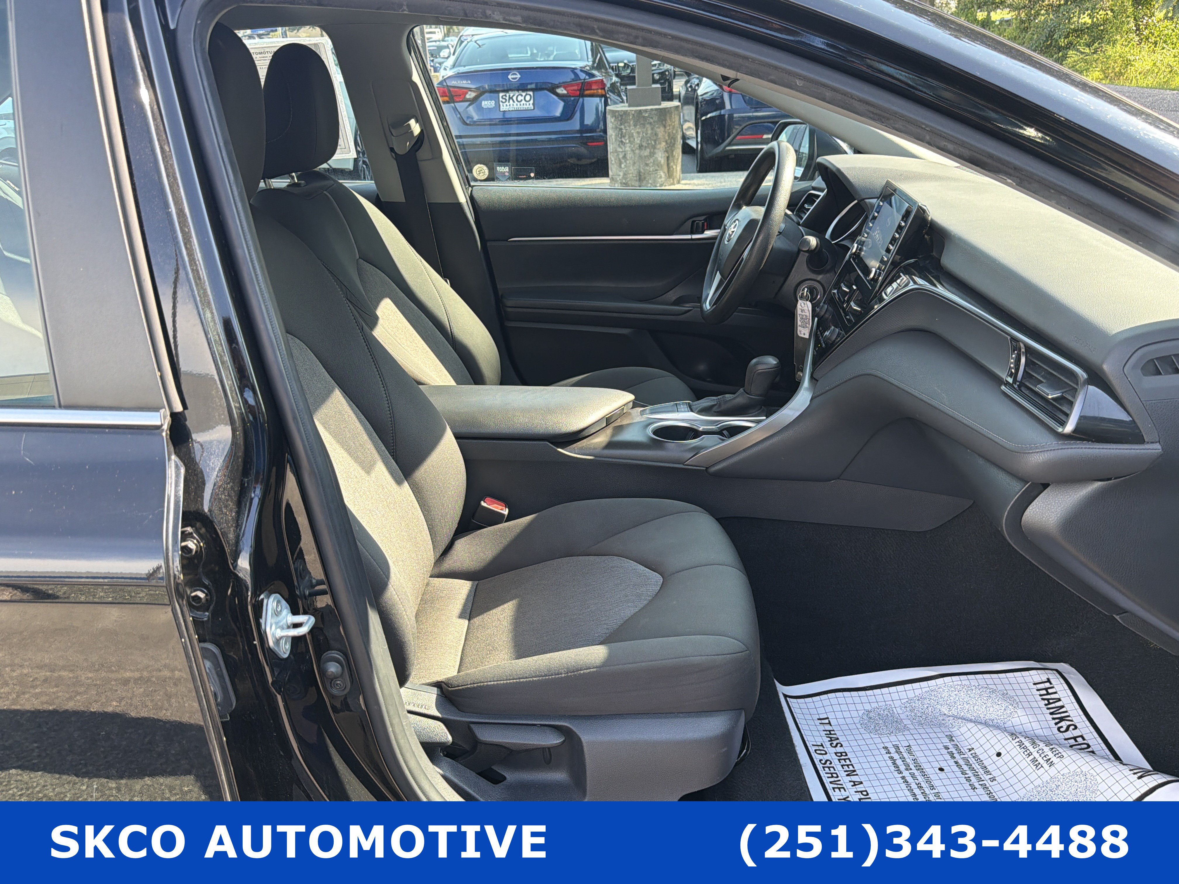 Used 2023 Toyota Camry LE FWD image 13
