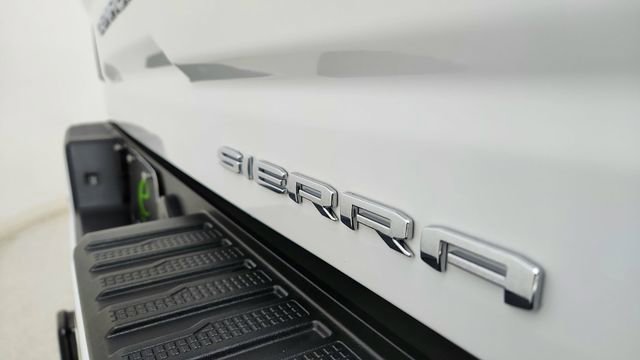 Used 2025 GMC Sierra 3500 Denali w/ Denali Reserve Package image 20
