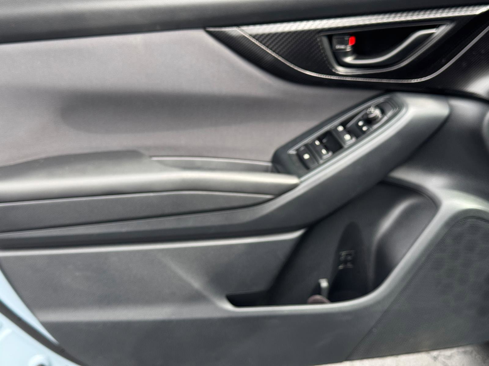 Used 2018 Subaru Crosstrek 2.0i Premium w/ Eyesight System image 14