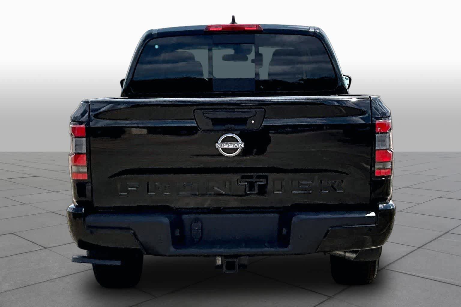 New 2027 Nissan Frontier SV RWD image 4