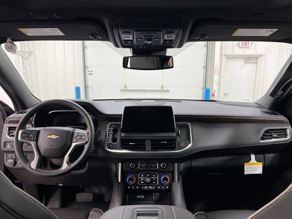 Used 2023 Chevrolet Tahoe Premier AWD/4WD image 10