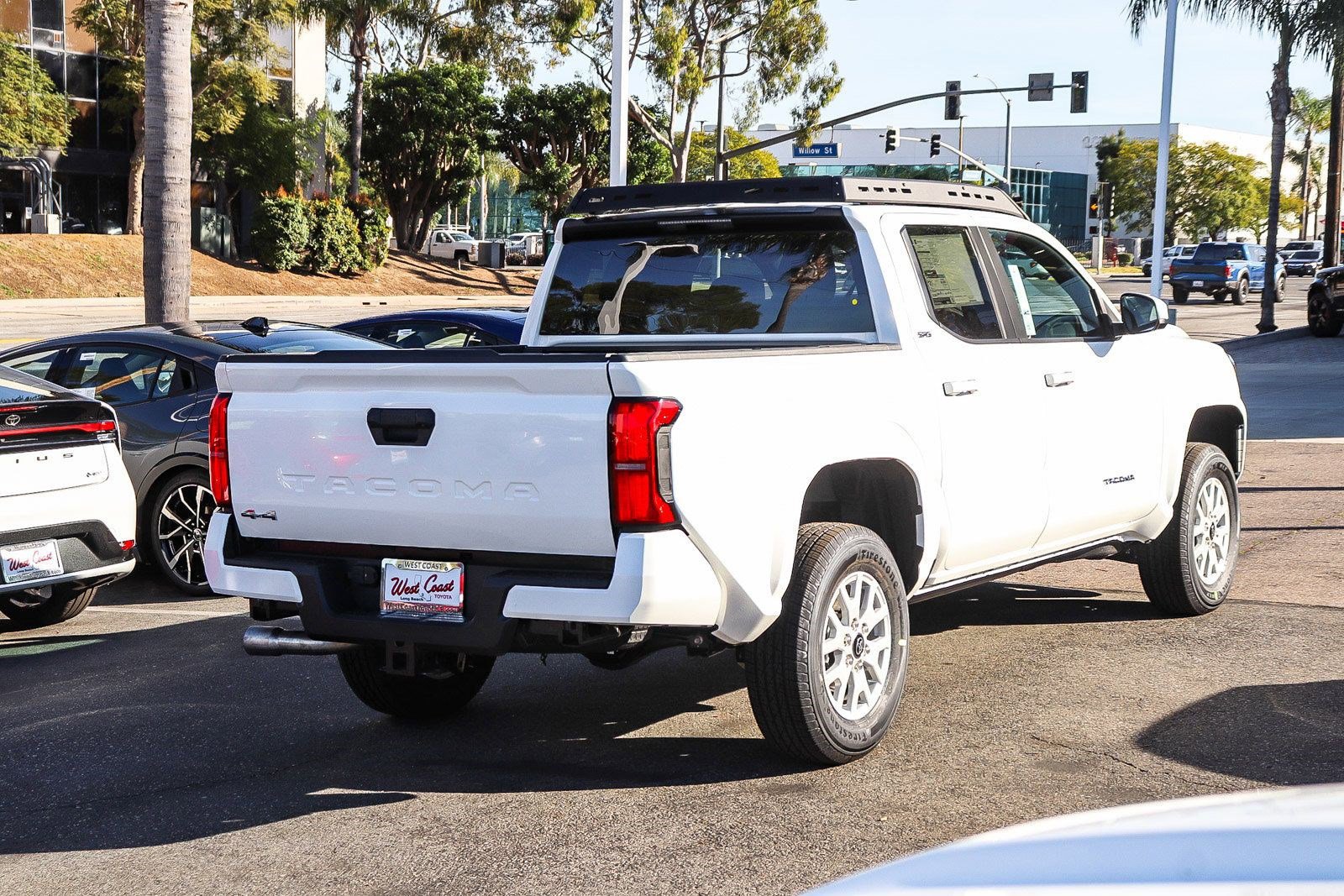Used 2026 Toyota Tacoma SR5 AWD/4WD image 9