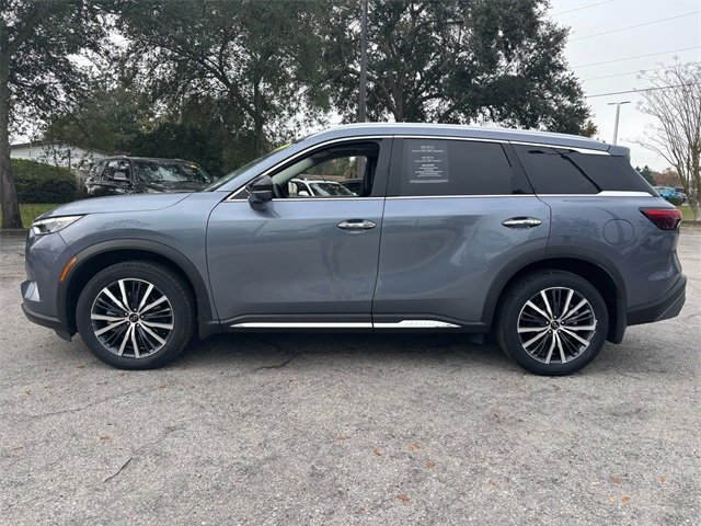 Used 2023 INFINITI QX60 Sensory w/ Vision Package image 4