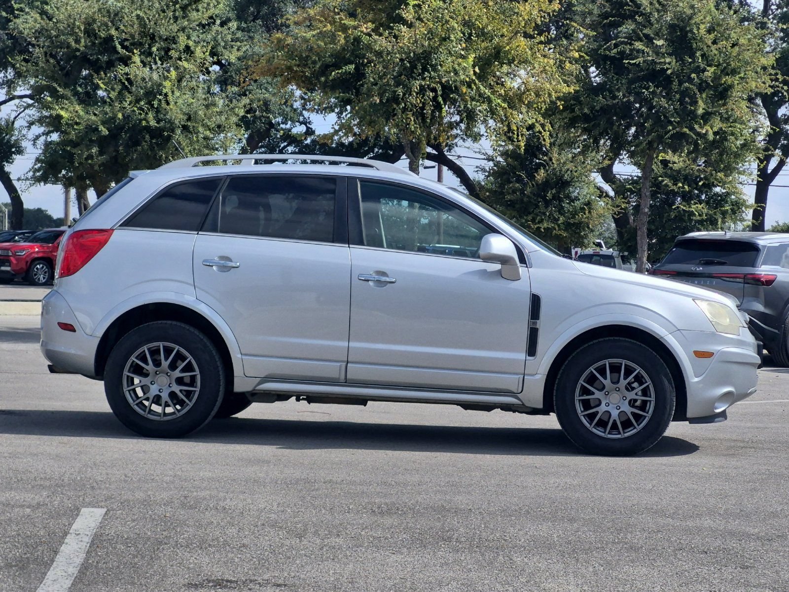 Used 2014 Chevrolet Captiva Sport LT FWD image 6