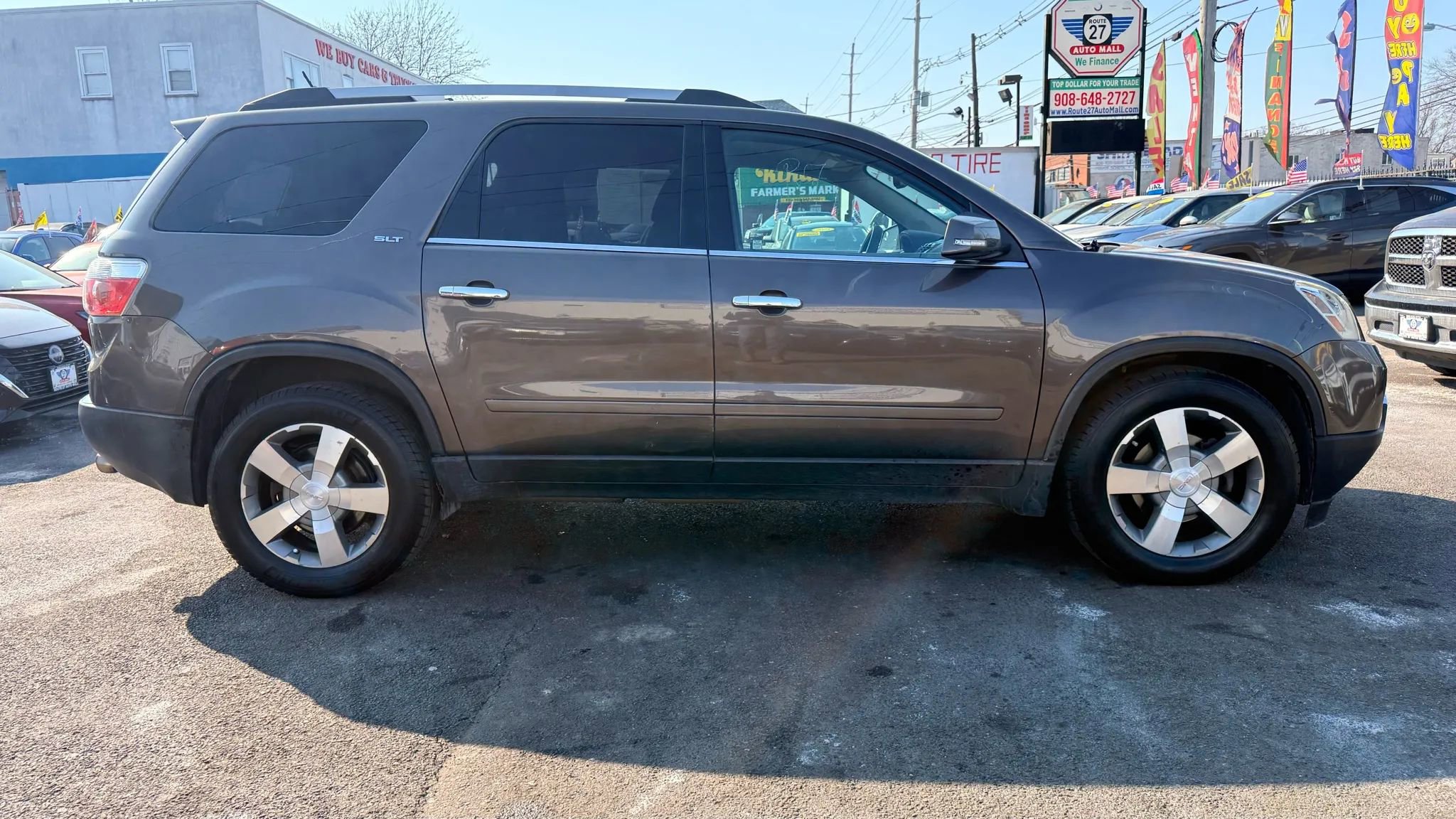 Used 2012 GMC Acadia SLT image 11