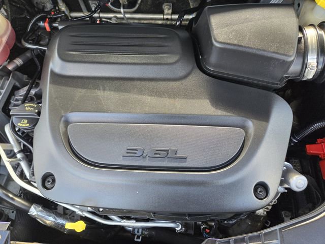 Used 2021 Chrysler Pacifica Touring-L w/ Premium & Safety Sphere Group image 29