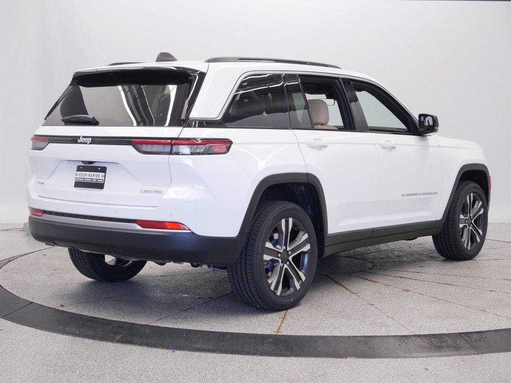 New 2027 Jeep Grand Cherokee Limited w/ Trailer Tow Package AWD/4WD image 6