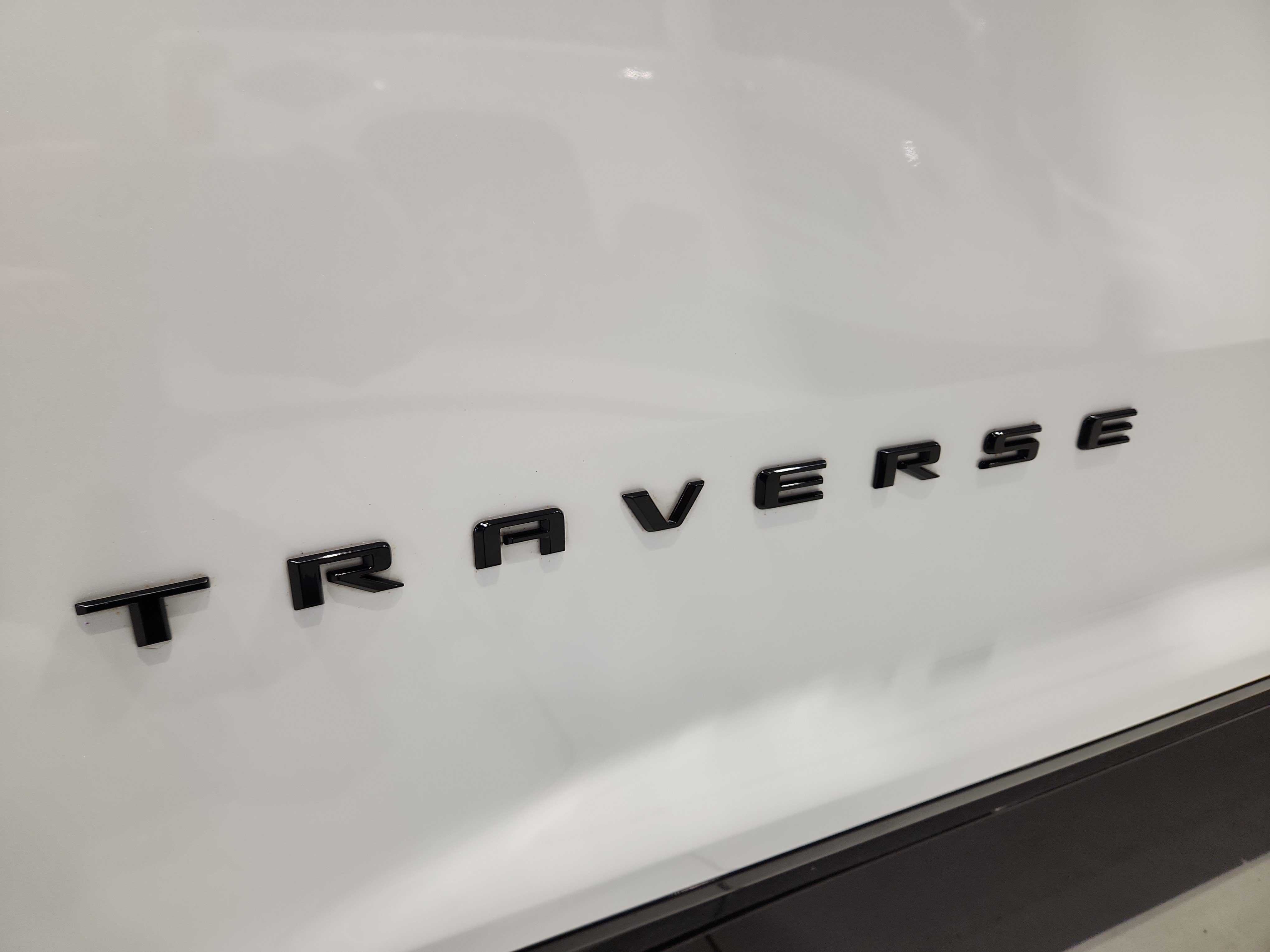Certified 2024 Chevrolet Traverse RS w/ LPO, Floor Liner Package AWD/4WD image 27