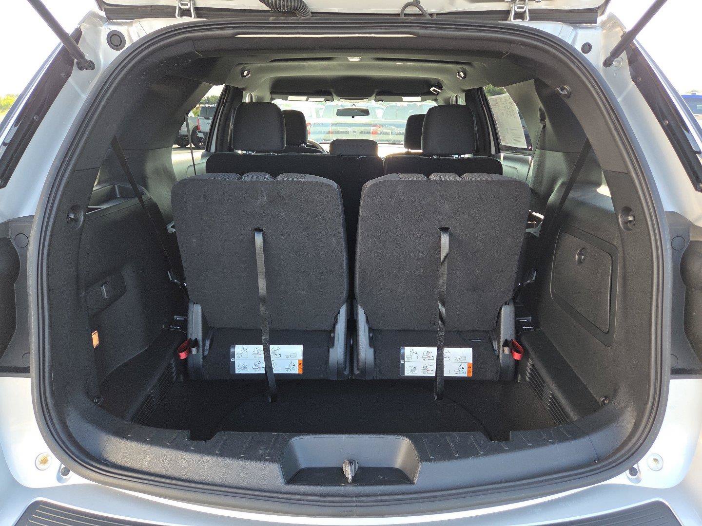 Used 2019 Ford Explorer XLT AWD/4WD image 14