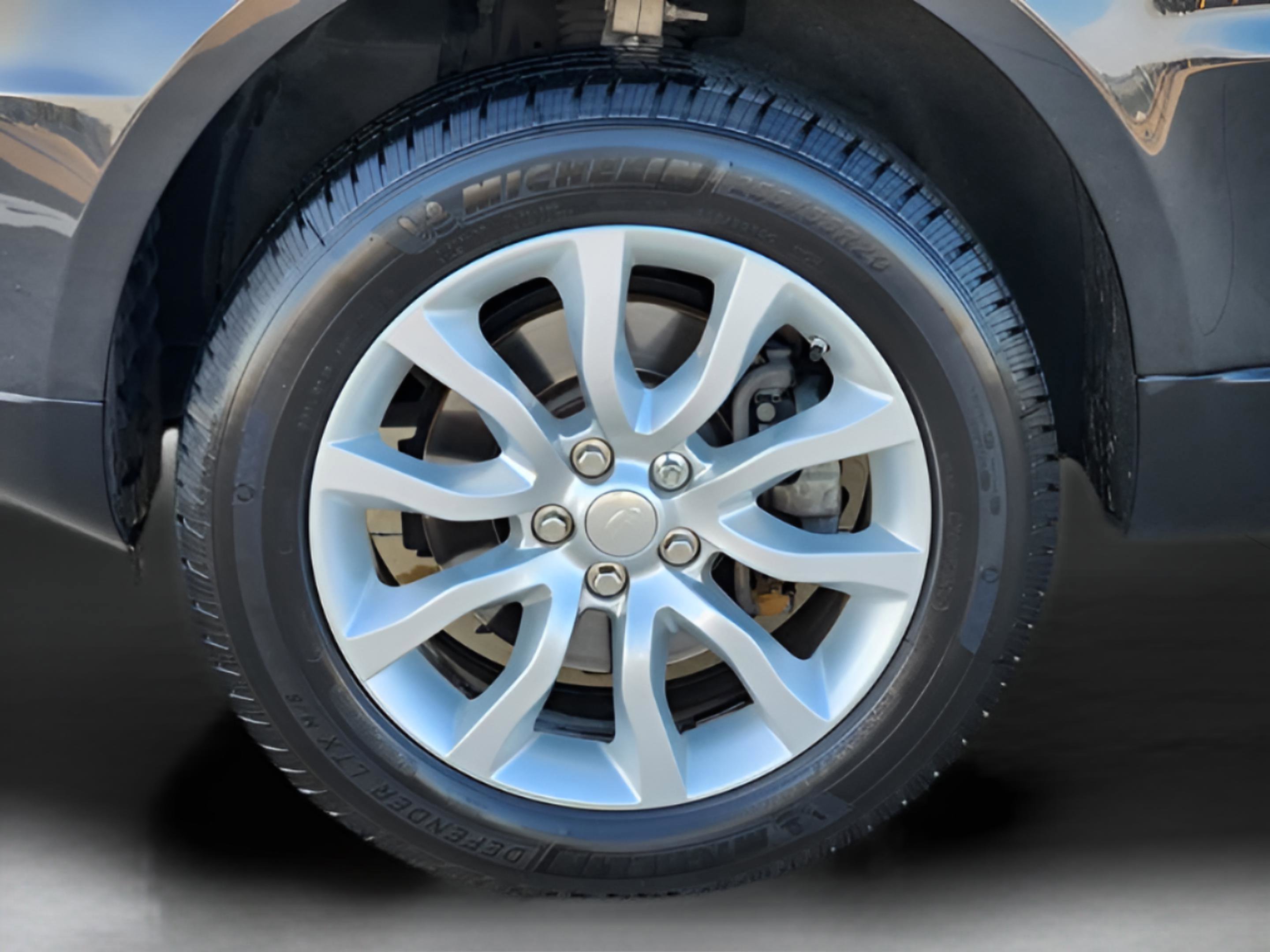 Used 2015 Land Rover Range Rover Sport HSE image 31