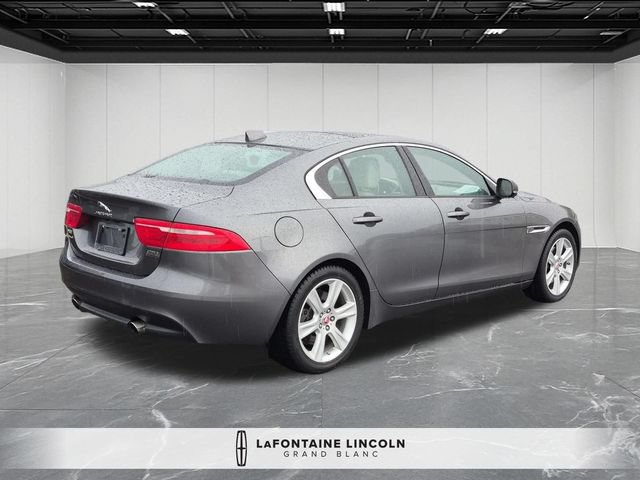 Used 2018 Jaguar XE Premium AWD/4WD image 5